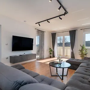 https://olea-apartments-trogir.splithotels.org