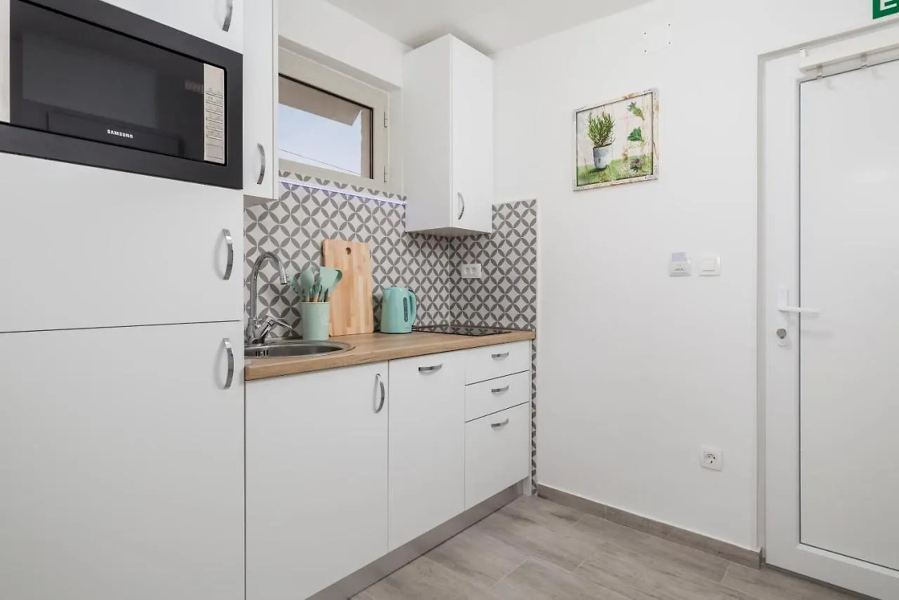 Studio Apartman Rozi Opatija Kroatien